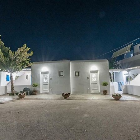 Flora'S Houses Mykonos Klouvas Екстериор снимка