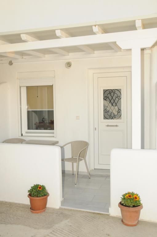 Flora'S Houses Mykonos Klouvas Екстериор снимка
