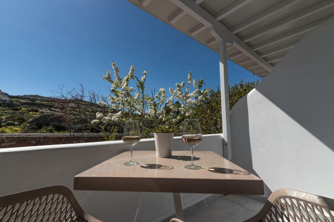 Flora'S Houses Mykonos Klouvas Екстериор снимка