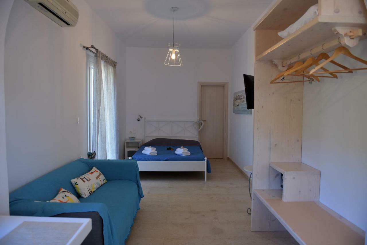 Flora'S Houses Mykonos Klouvas Екстериор снимка